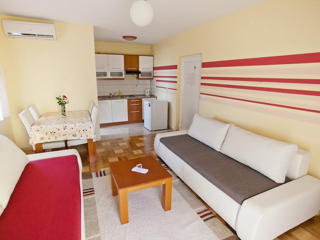Apartment Zadar Diklo Borik Vir Værelse billede