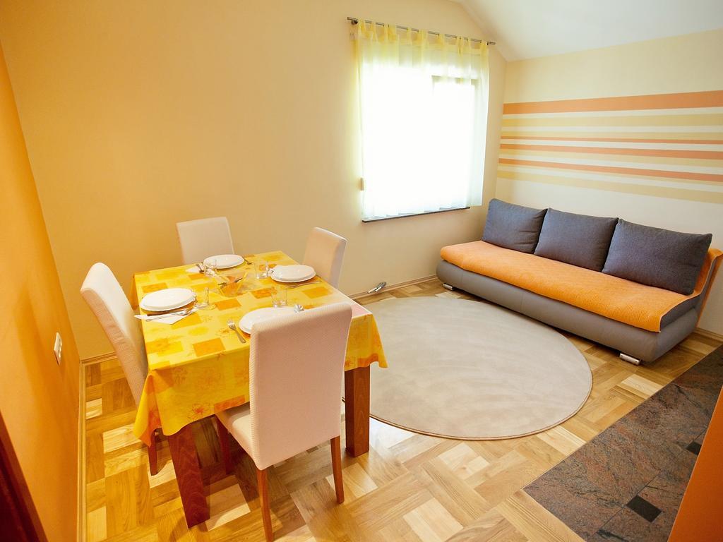 Apartment Zadar Diklo Borik Vir Værelse billede