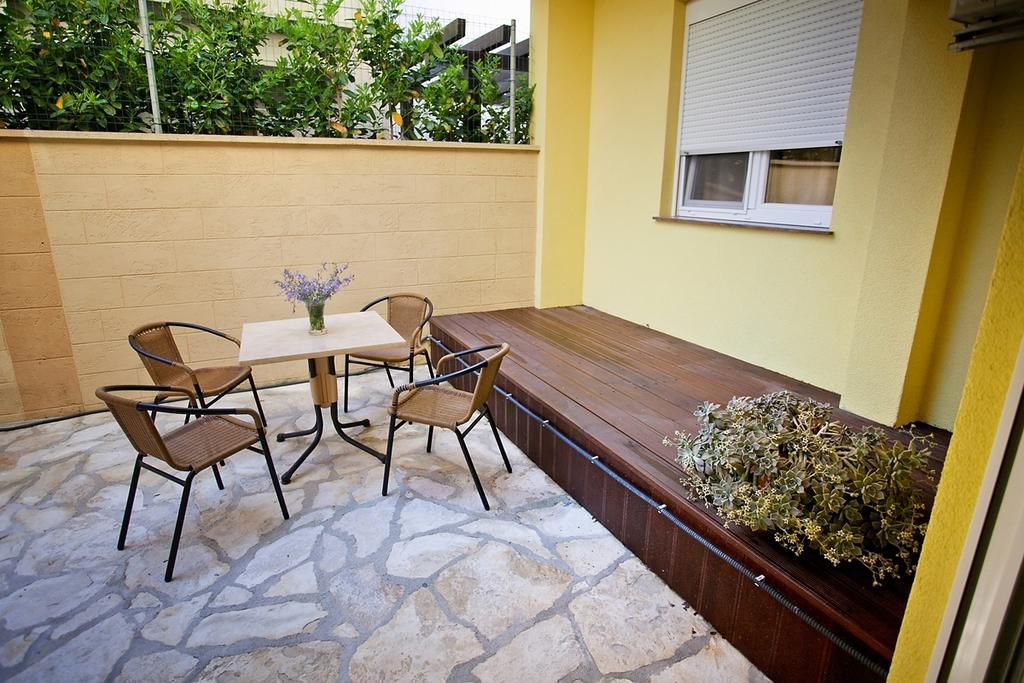 Apartment Zadar Diklo Borik Vir Værelse billede